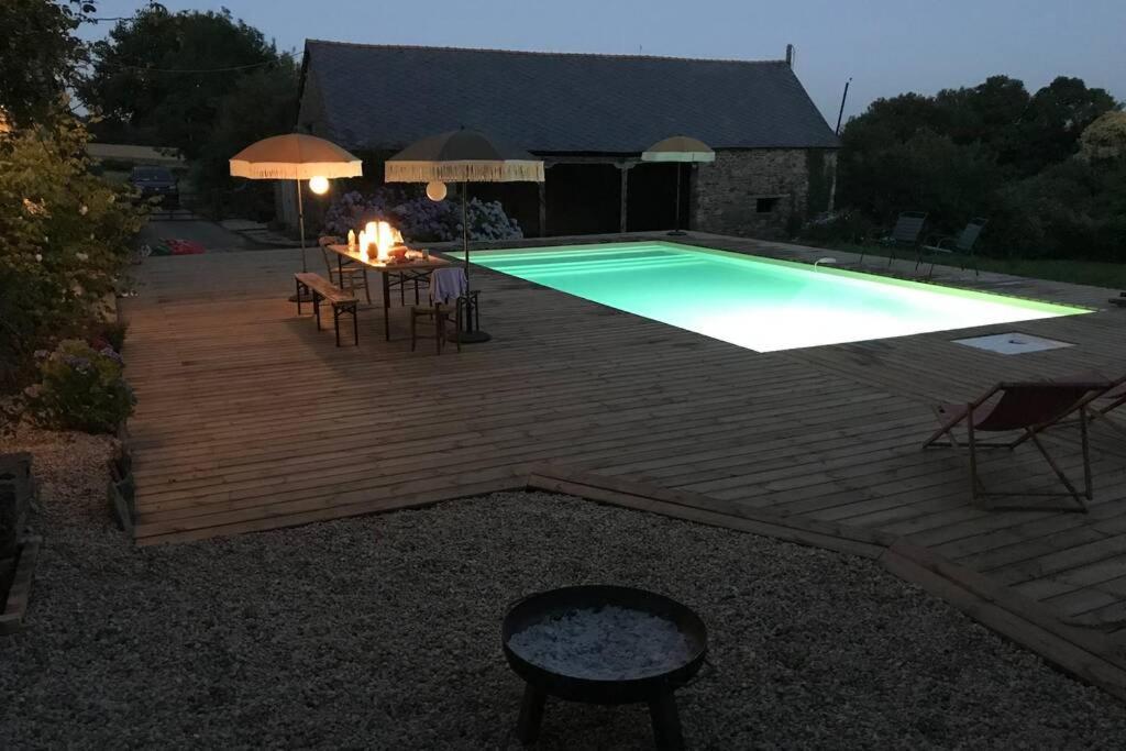 Villa La Lande du Rest - Le Quillio Magnifique ancienne ferme de notables avec piscine chauffée Exterior foto