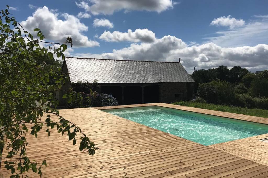 Villa La Lande du Rest - Le Quillio Magnifique ancienne ferme de notables avec piscine chauffée Exterior foto