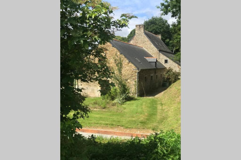 Villa La Lande du Rest - Le Quillio Magnifique ancienne ferme de notables avec piscine chauffée Exterior foto
