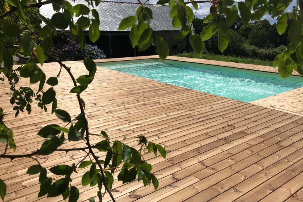 Villa La Lande du Rest - Le Quillio Magnifique ancienne ferme de notables avec piscine chauffée Exterior foto